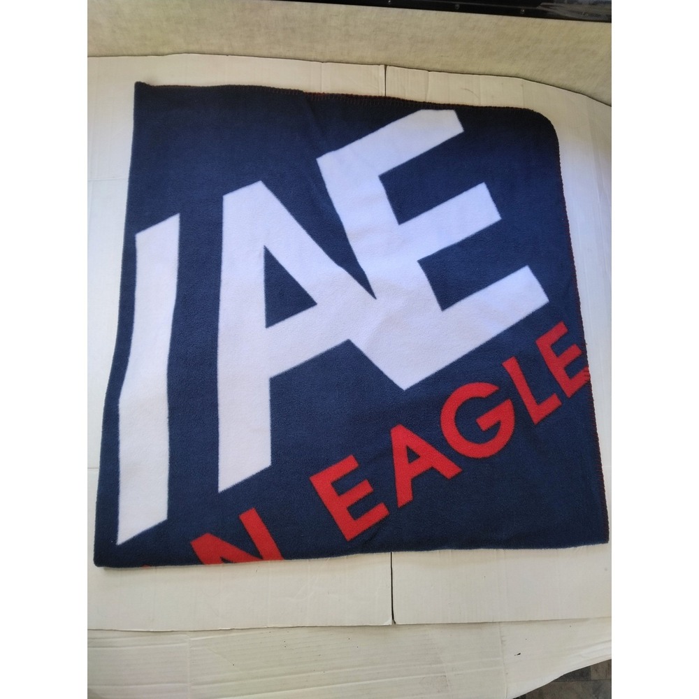 American Eagle Outfitters Fleece Throw Blanket Navy Red White 50x60 Logo Y2K - Picture 6 of 8